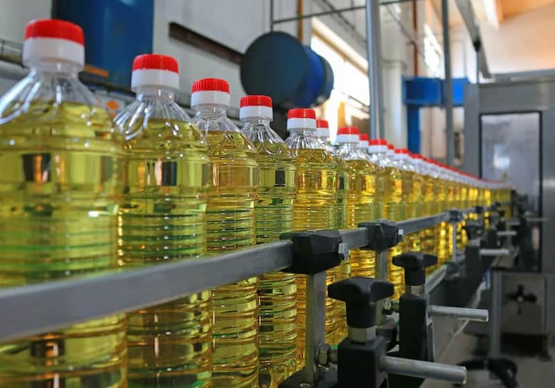 تصویر 2 از روغن زیتون بکر لادن طلایی استخراج شده از زیتون خالص